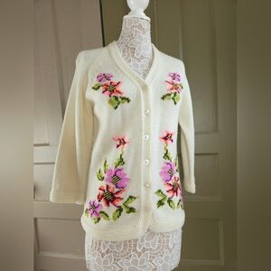 Sweater Bee By Baniff Vintage Floral Acrylic Ivory Cardigan Sweater Women’s S